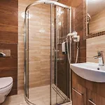 Grand Tatry - Miejsce Na Wyjatkowy Dla Ciebie I Twojej Rodziny! - Sauna I Jacuzzi Wliczone W Cene Pobytu - 10 Minut Pieszo Od Term Bania 3*