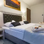 Grand Tatry - Miejsce Na Wyjatkowy Dla Ciebie I Twojej Rodziny! - Sauna I Jacuzzi Wliczone W Cene Pobytu - 10 Minut Pieszo Od Term Bania 3* 비아우카 타트르잔스카