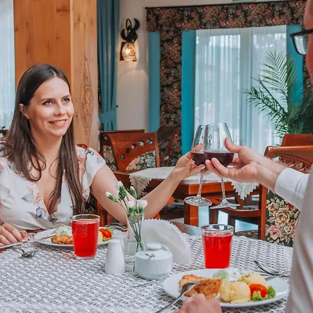 Hotel apartamentowy Grand Tatry - Miejsce Na Wyjatkowy Dla Ciebie I Twojej Rodziny! - Sauna I Jacuzzi Wliczone W Cene Pobytu -10 Minut Pieszo Od Term Bania Białka Tatrzańska