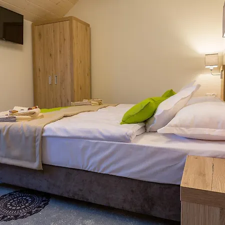 Lägenhetshotell Grand Tatry - Miejsce Na Wyjatkowy Dla Ciebie I Twojej Rodziny! - Sauna I Jacuzzi Wliczone W Cene Pobytu - 10 Minut Pieszo Od Term Bania 3*