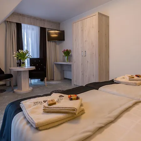 Grand Tatry - Miejsce Na Wyjatkowy Dla Ciebie I Twojej Rodziny! - Sauna I Jacuzzi Wliczone W Cene Pobytu - 10 Minut Pieszo Od Term Bania 3* Bialka Tatrzanska