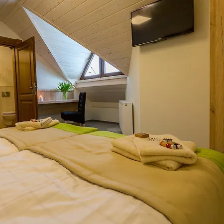 Lägenhetshotell Grand Tatry - Miejsce Na Wyjatkowy Dla Ciebie I Twojej Rodziny! - Sauna I Jacuzzi Wliczone W Cene Pobytu - 10 Minut Pieszo Od Term Bania 3*