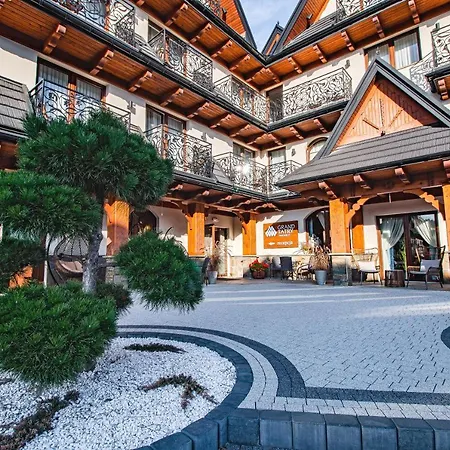 Grand Tatry - Miejsce Na Wyjatkowy Dla Ciebie I Twojej Rodziny! - Sauna I Jacuzzi Wliczone W Cene Pobytu - 10 Minut Pieszo Od Term Bania 3*