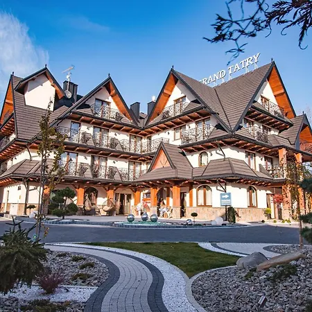 Hotel apartamentowy Grand Tatry - Miejsce Na Wyjatkowy Dla Ciebie I Twojej Rodziny! - Sauna I Jacuzzi Wliczone W Cene Pobytu -10 Minut Pieszo Od Term Bania 3*