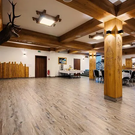 Grand Tatry - Miejsce Na Wyjatkowy Dla Ciebie I Twojej Rodziny! - Sauna I Jacuzzi Wliczone W Cene Pobytu - 10 Minut Pieszo Od Term Bania 3*
